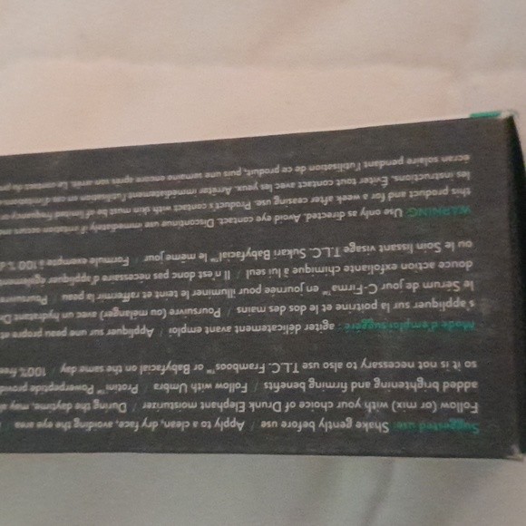 DRUNK ELEPHANT SERUM - Picture 3 of 6